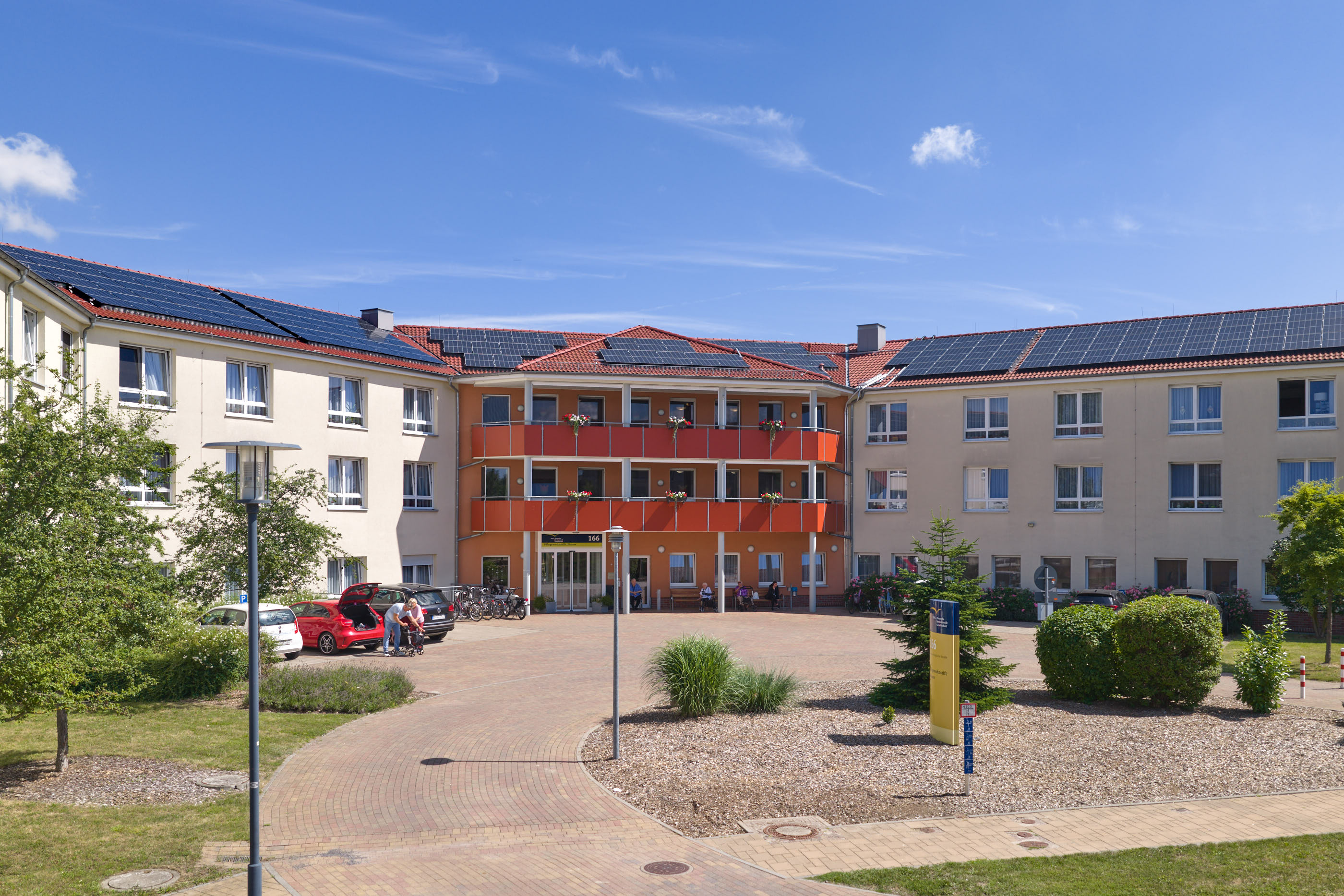 Pflegewohnstift Hönow, Brandenburgische Straße 158 in Hoppegarten