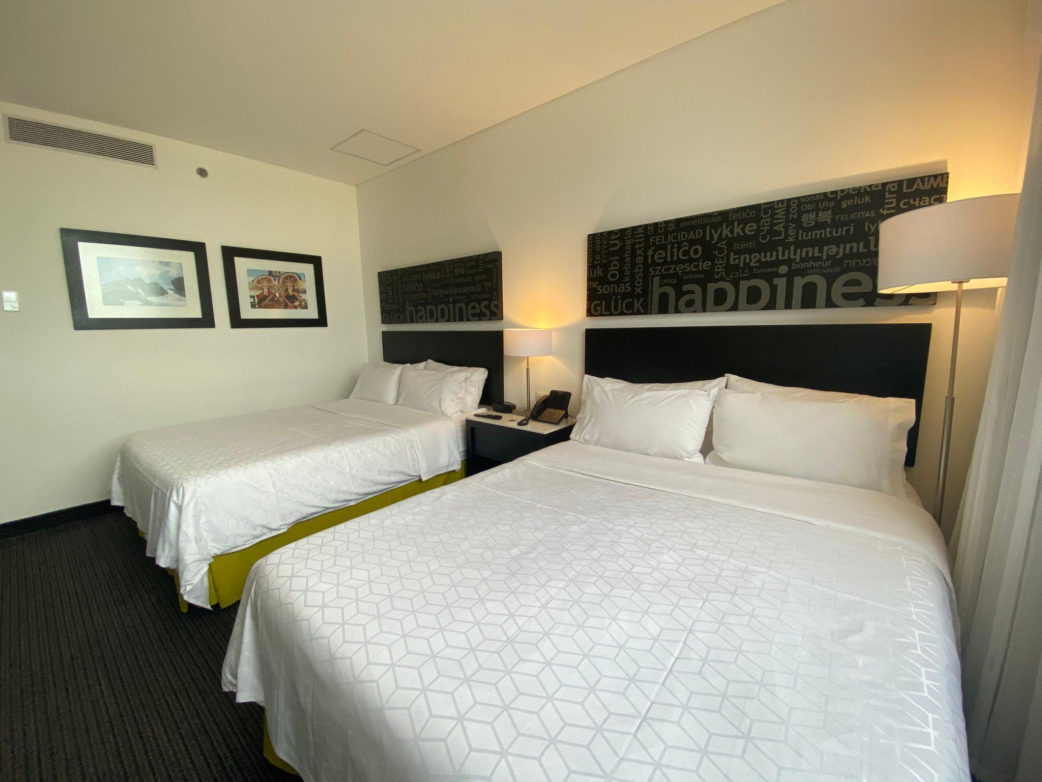 Images Holiday Inn Express & Suites Puebla Angelopolis, an IHG Hotel