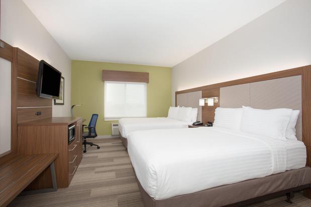 Images Holiday Inn Express & Suites Amarillo by IHG