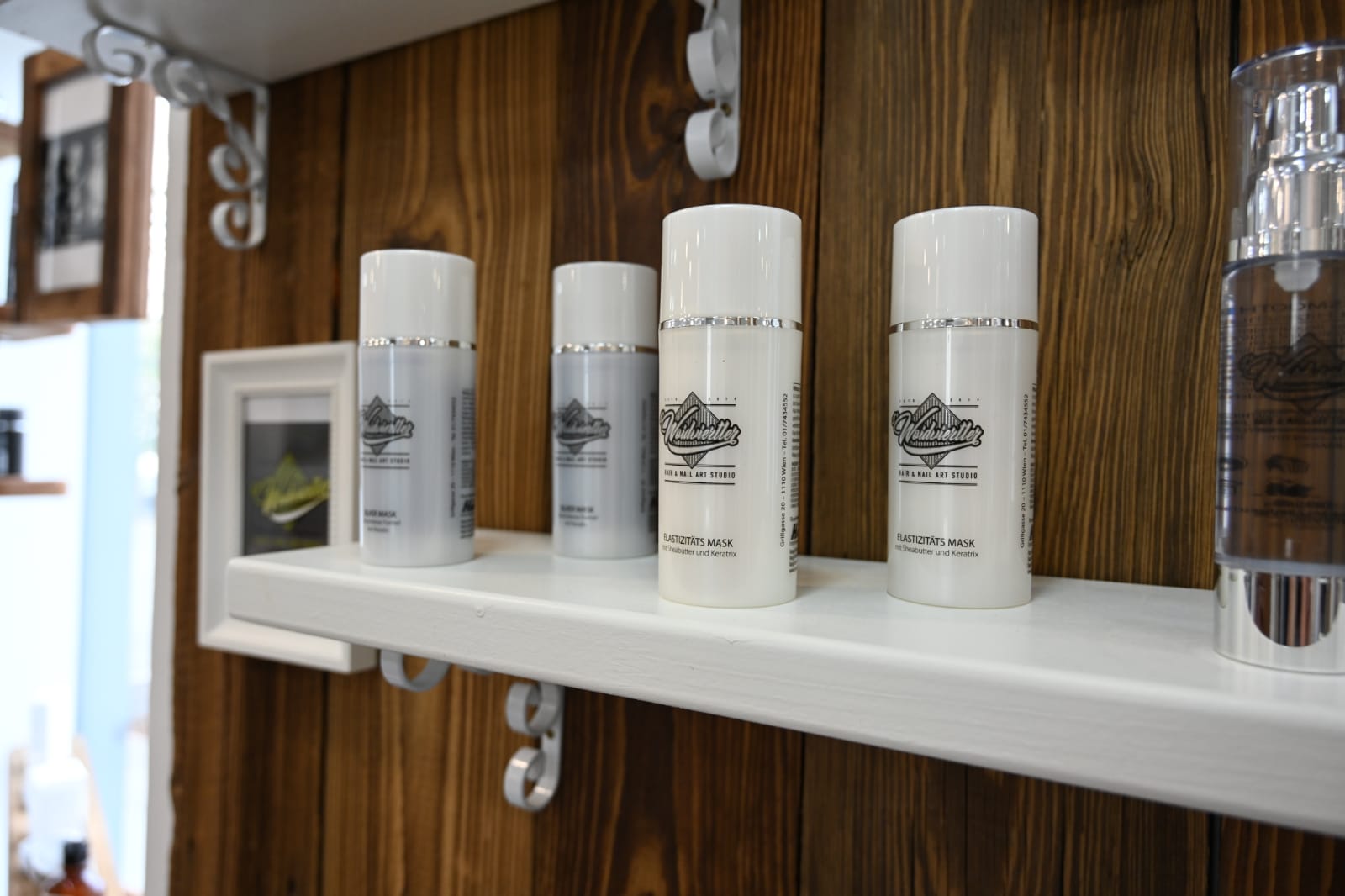 S`Woidviertler Hair & Nail Art Studio, Grillgasse 20 in Wien