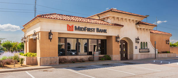 Images MidFirst Bank
