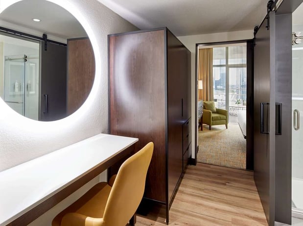 Images Embassy Suites by Hilton Nashville Downtown