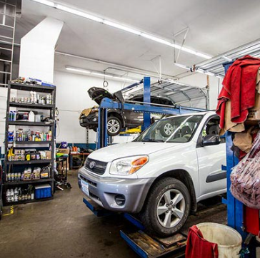 About Bob's Service Center
At Bobs Service Center, we know how busy you are and want to help keep your vehicle in top condition. We offer free service reminders--when it is time for maintenance, we remember for you!
We make your service experience hassle-free. We are happy to offer early bird and night-owl drop-box service and local shuttle service to your home or office.