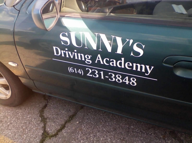 Images Sunny's Driving Academy