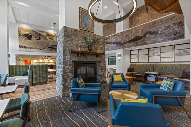 Images Hampton Inn & Suites Lake George