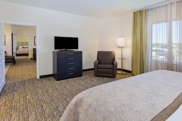 Images Candlewood Suites Building 3440