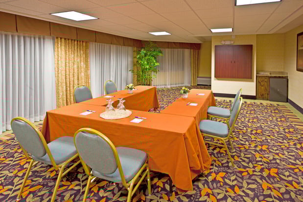Images Holiday Inn Express Clearwater East - Icot Center by IHG