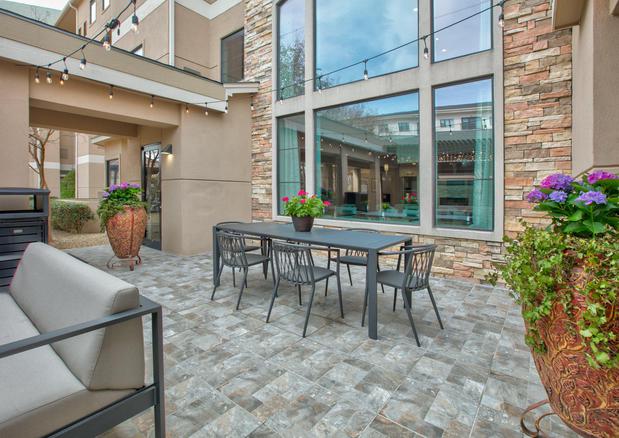 Images Staybridge Suites Plano - Richardson Area by IHG