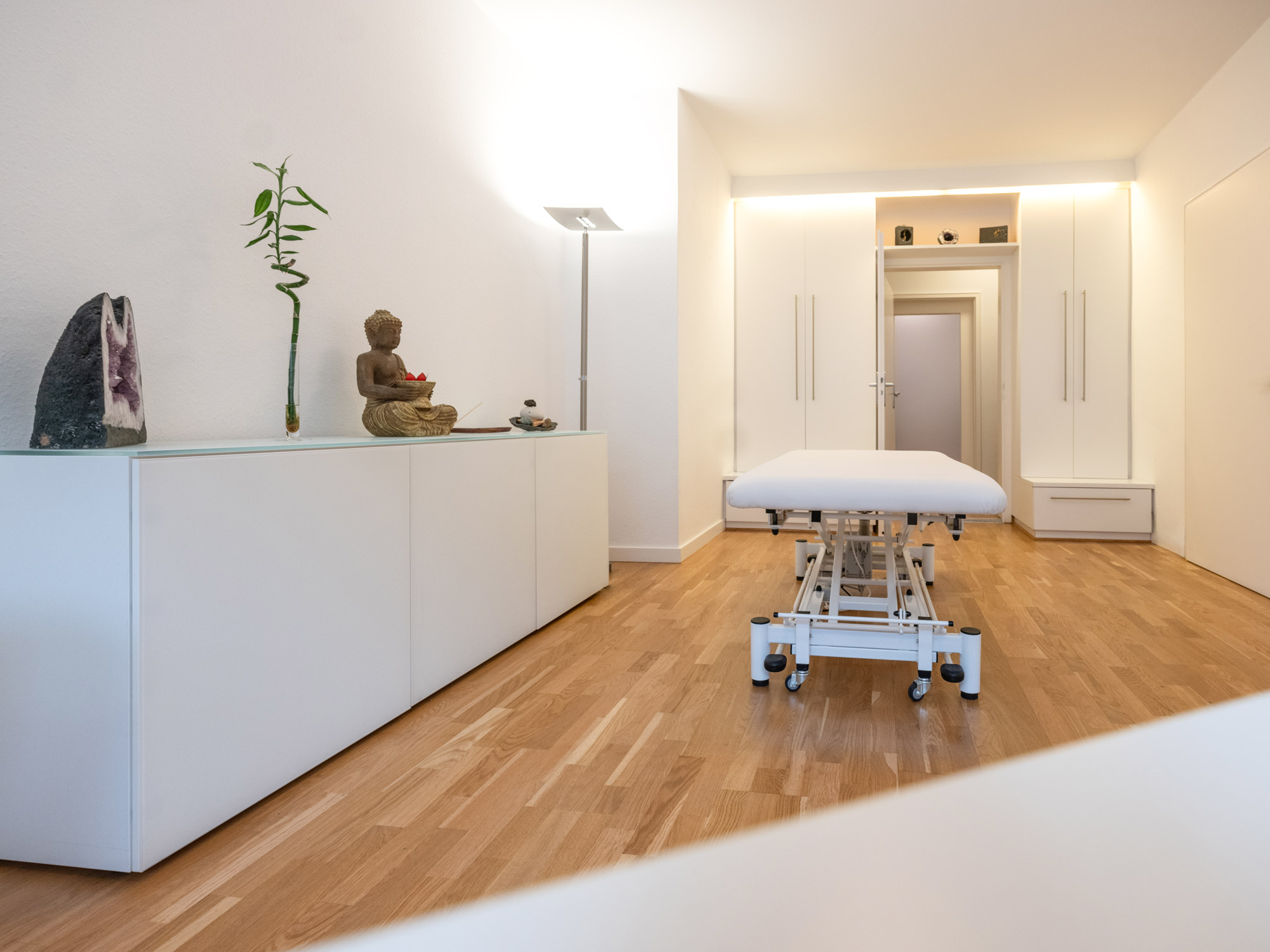 Bilder Osteopathie Praxis - Nico Brandstätter