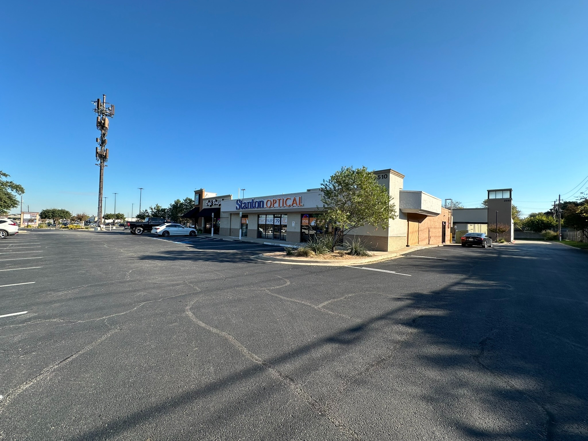 Storefront at Stanton Optical Store Carrollton TX 75006