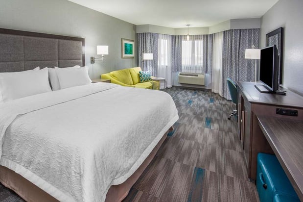 Images Hampton Inn Monterey