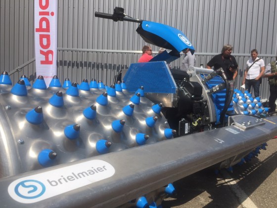 PETER BARMETTLER SERVICE & FAHRZEUGE, Fadenbrücke 12 in Buochs