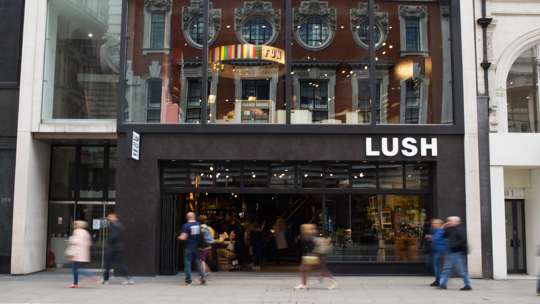Lush Oxford Street shop front