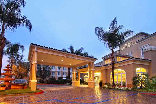 Images Hilton Garden Inn Calabasas