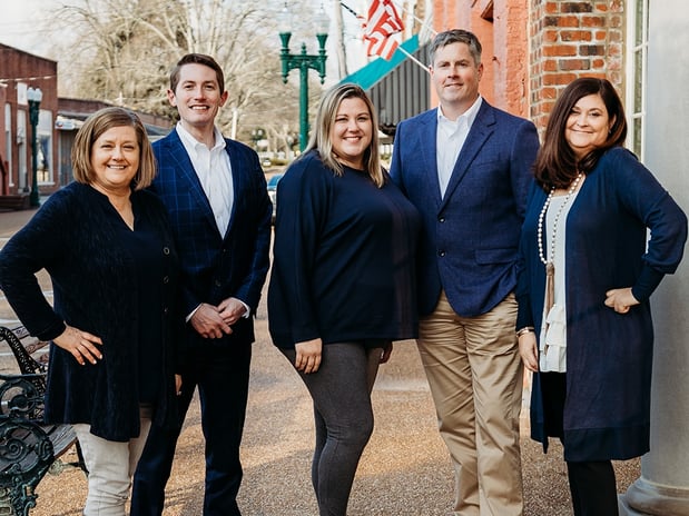 Images Vantage Wealth Advisors - Ameriprise Financial Services, LLC
