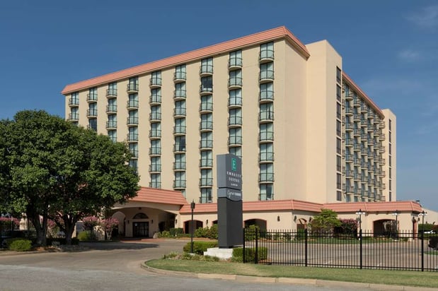 Images Embassy Suites by Hilton Tulsa I-44