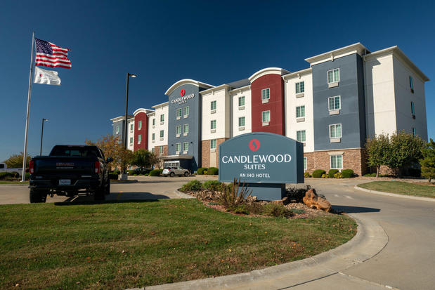 Images Candlewood Suites St. Joseph by IHG