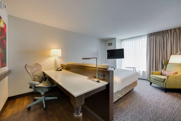 Images Hilton Garden Inn North Houston Spring