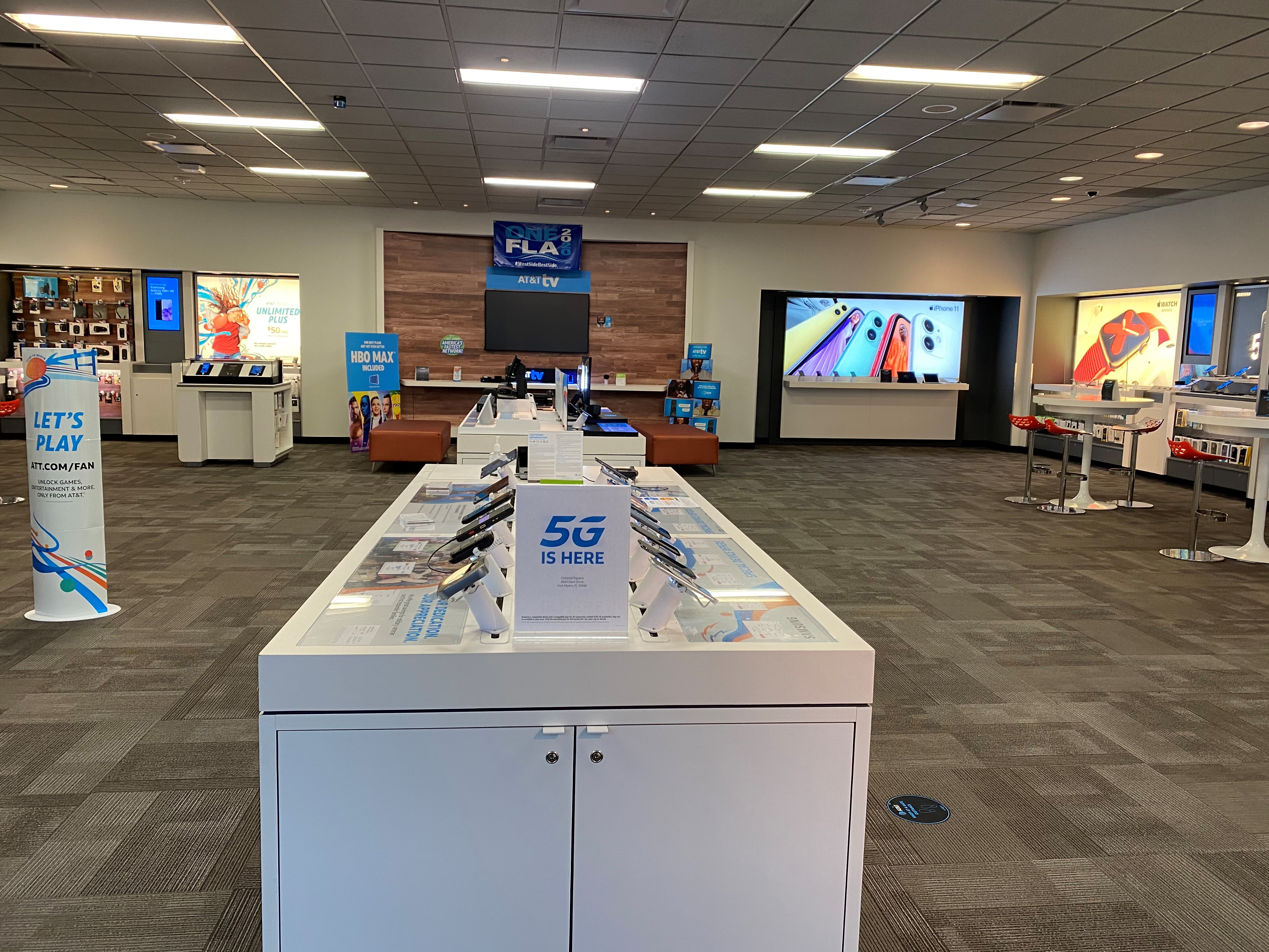 AT&T Store Photo