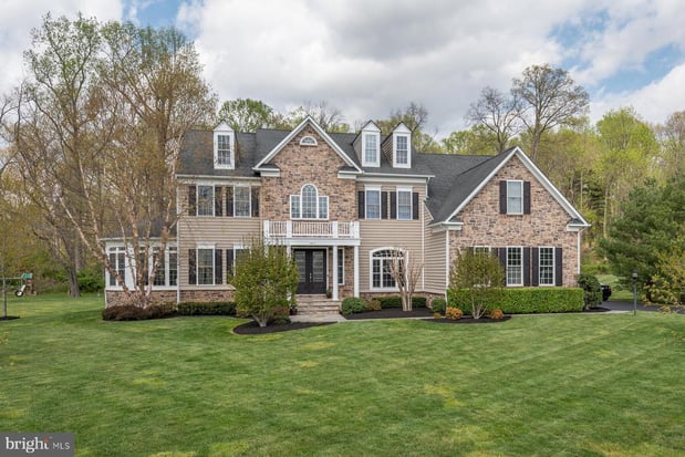 Images Jim Bim of Winning Edge Real Estate