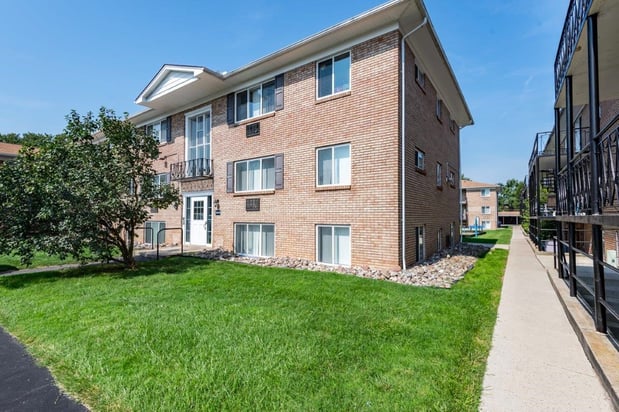 Images Pittsford Garden Apartment Homes
