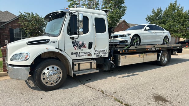 Images Eagle Towing & Recovery