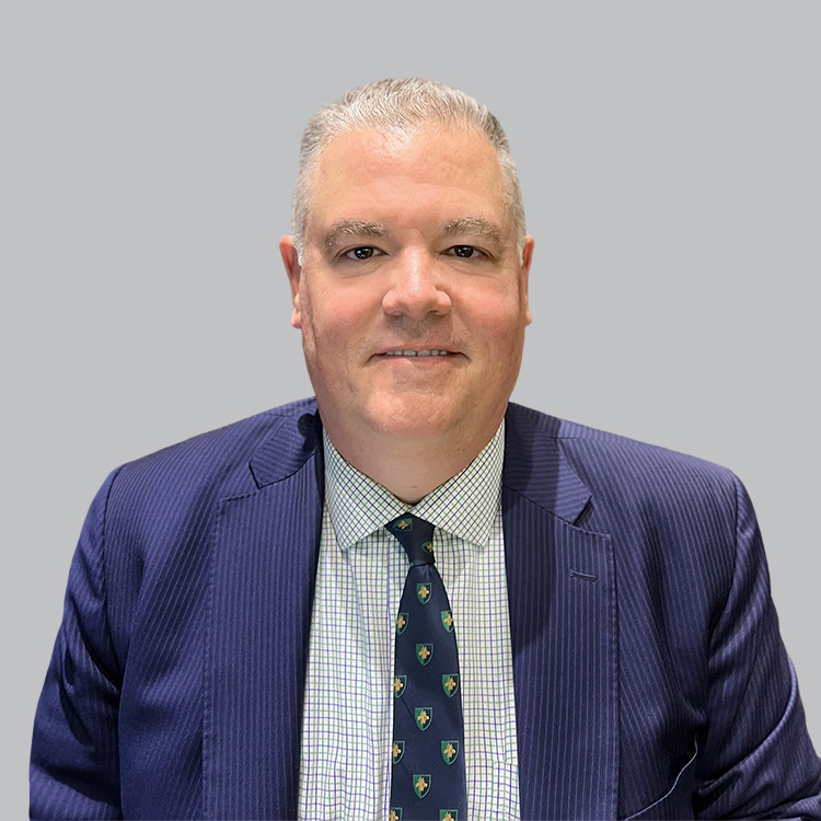 Headshot of Matt Williams, a wealth advisor at Chase