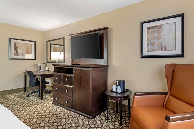 Images Best Western Plus InnTowner Madison