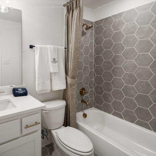 Images UnionMain Homes - The Enclave at Legacy Hills
