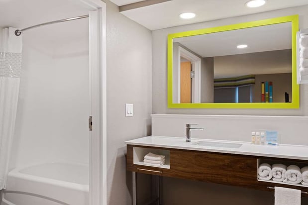 Images Hampton Inn & Suites Fort Myers Beach/Sanibel Gateway