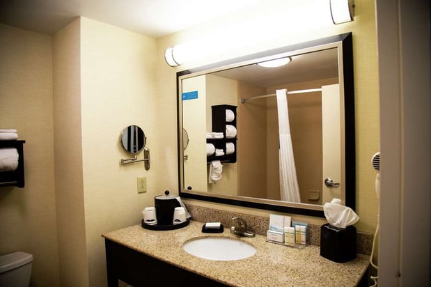 Images Hampton Inn & Suites Sharon