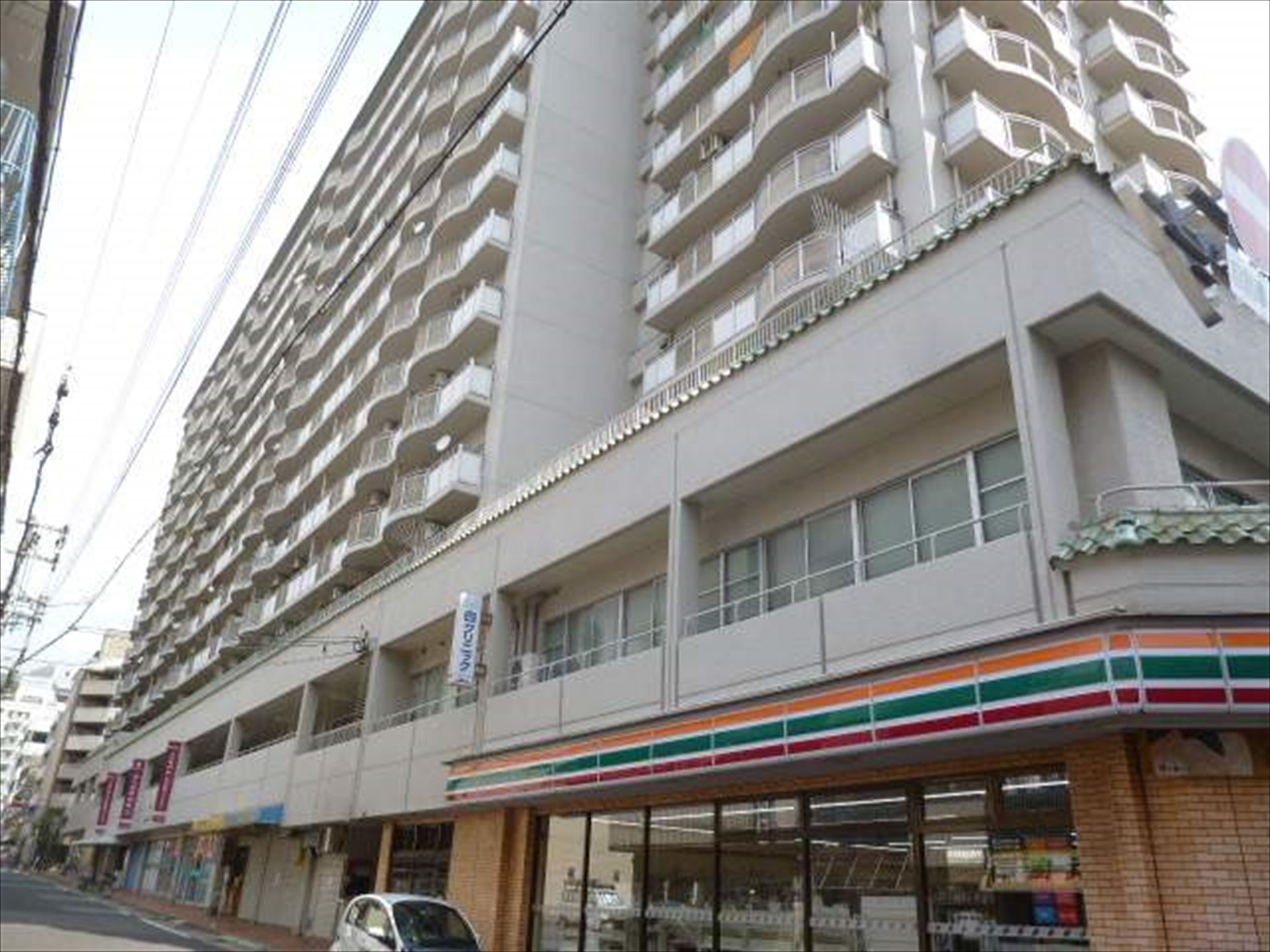 Images 強圧専門サロン　トライズ　神戸三宮店