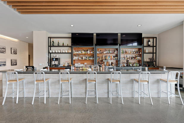 Images Hotel Indigo Seattle Everett Waterfront by IHG
