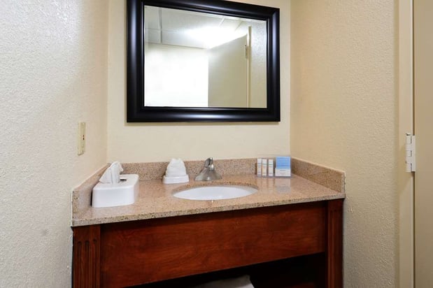 Images Hampton Inn Raleigh/Town Of Wake Forest