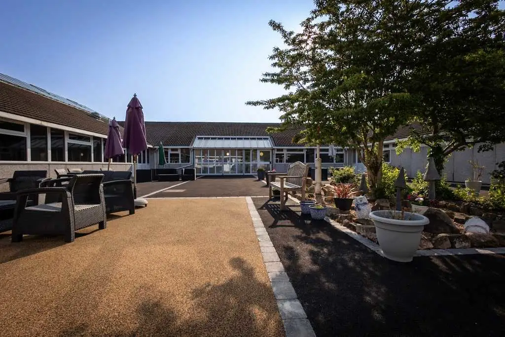 Images DJ & M Bower Tarmac Surfacing Ltd