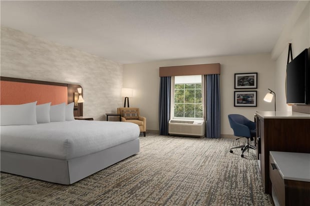 Images Hampton Inn & Suites Newport/Middletown