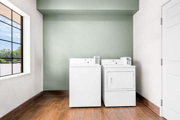 Images Best Western Executive Suites