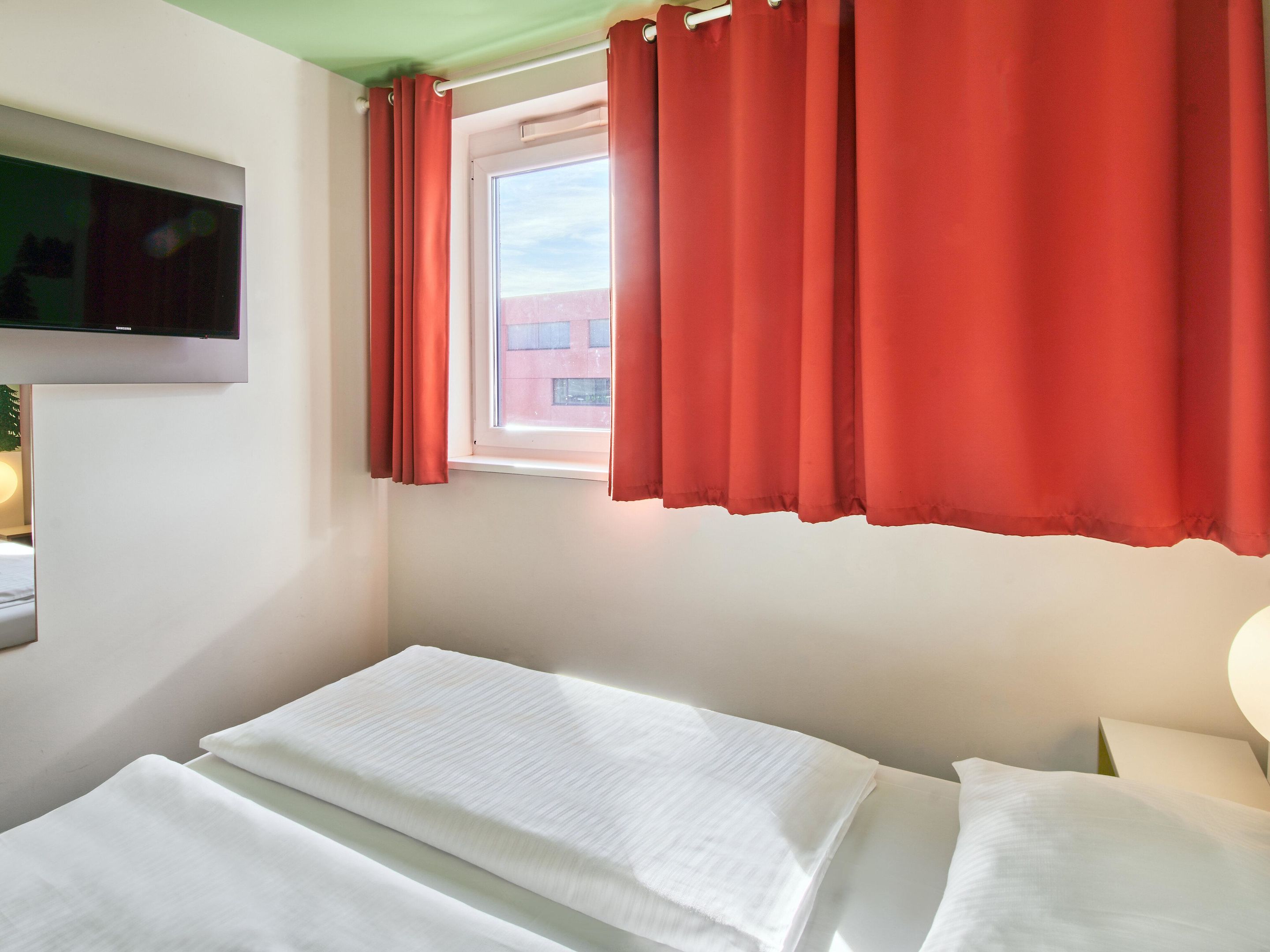 Kundenfoto 26 B&B HOTEL Aschaffenburg Kundenfoto 26 B&B HOTEL Aschaffenburg