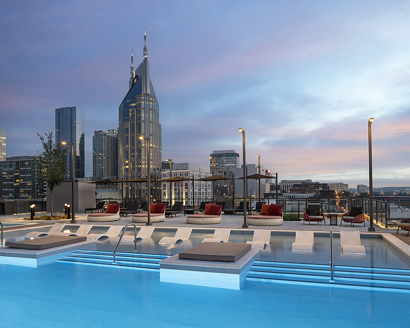 Four Seasons Hotel Nashville exterior