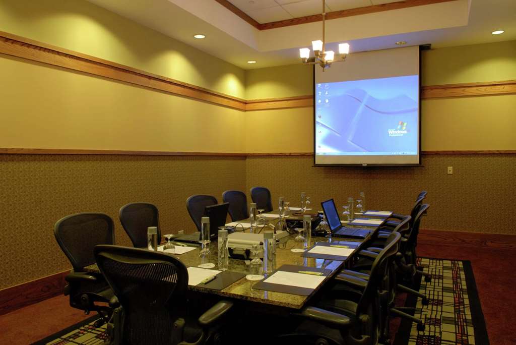 DoubleTree by Hilton Hotel Libertyville - Mundelein