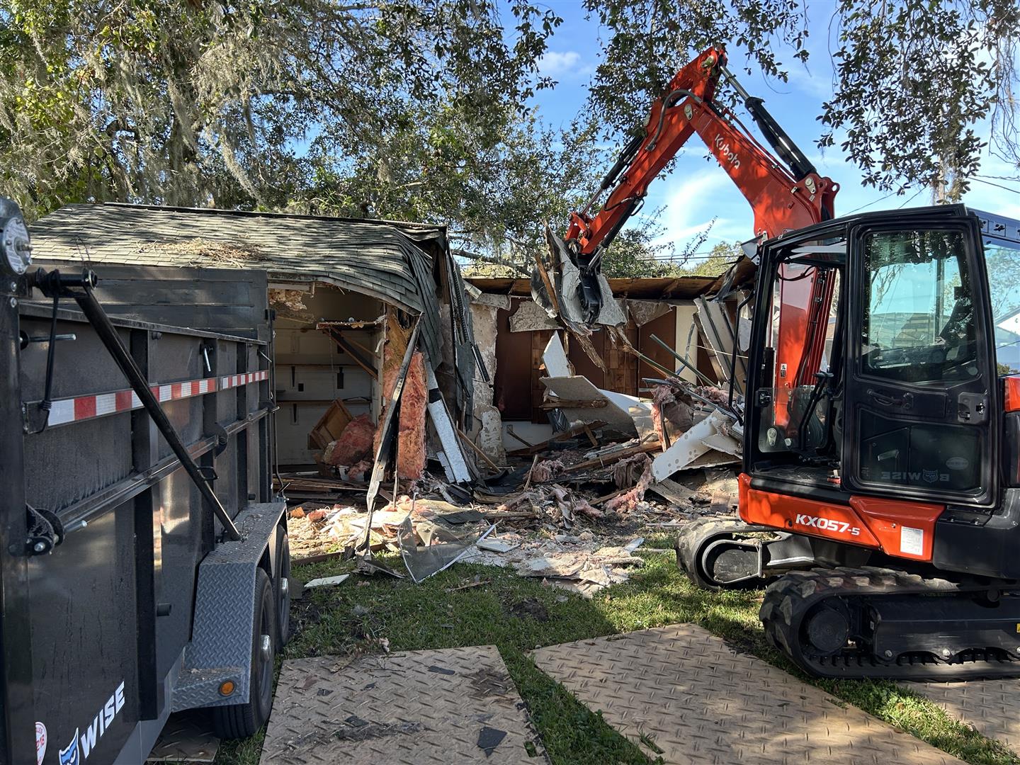 Wise Choice GFC specializes in demolition services for residential, commercial, and industrial projects. We handle projects of all sizes with precision and efficiency, ensuring safe and thorough removal of structures to make way for new construction or land development.