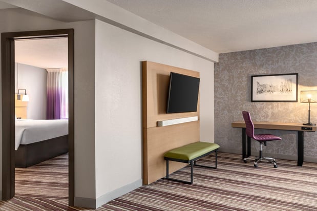 Images Holiday Inn Philadelphia Arpt-Stadium Area by IHG