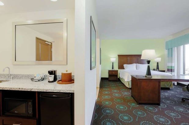 Images Hampton Inn & Suites Wheeling-The Highlands