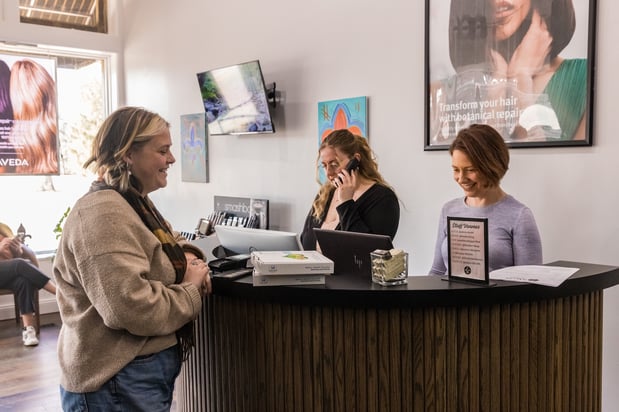 Images Salon St. Louis