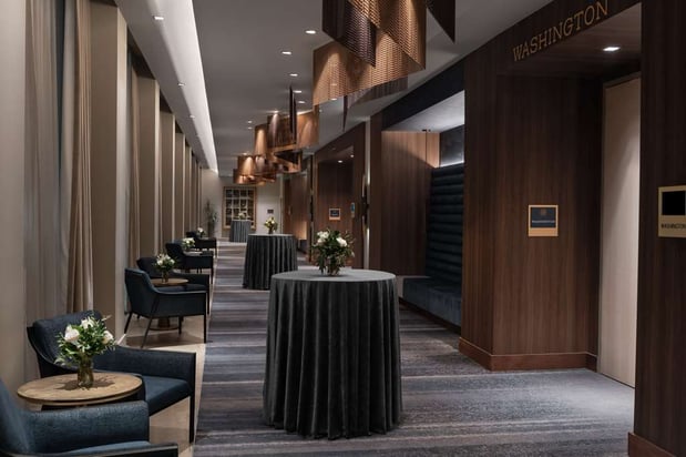 Images Hotel West & Main Conshohocken Philadelphia, Tapestry by Hilton