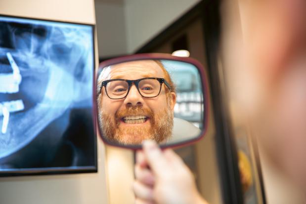Images Restore In 24 Dental Implants