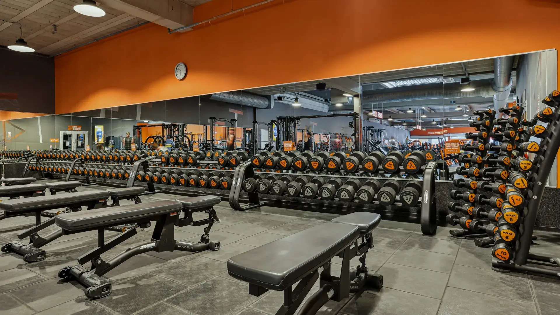 Images Basic-Fit 24/7