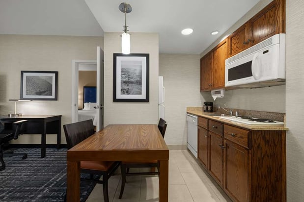 Images Homewood Suites by Hilton Bakersfield