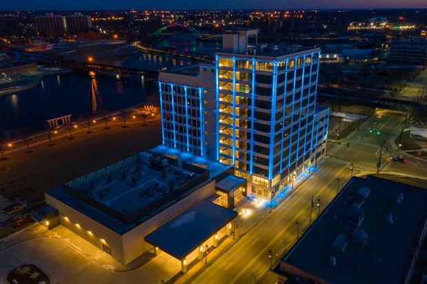 Images Embassy Suites by Hilton Rockford Riverfront