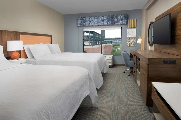 Images Hampton Inn Baltimore-Downtown-Convention Center